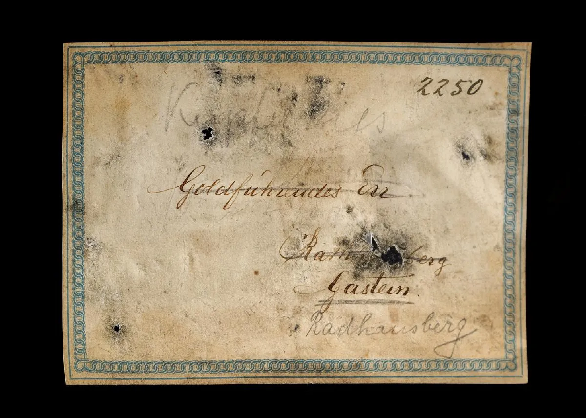 Chalcopyrite on Calcite - image 1