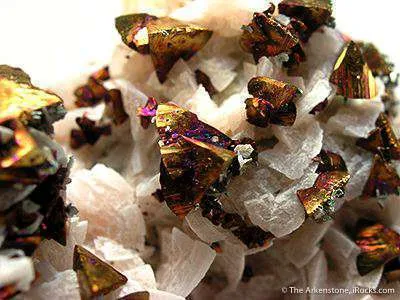 Chalcopyrite on Dolomite - image 3