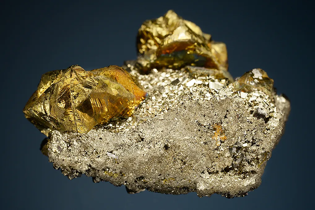 Chalcopyrite on Pyrite - image 3