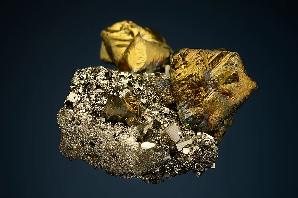 Chalcopyrite on Pyrite - image 5