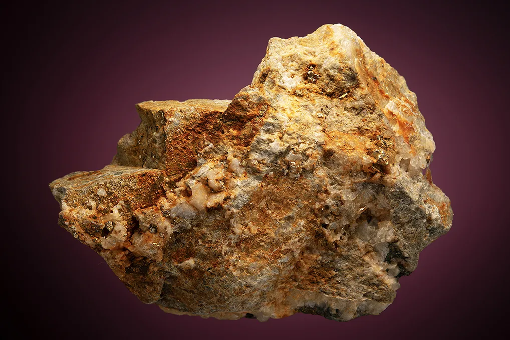 Chalcopyrite on Quartz - image 3