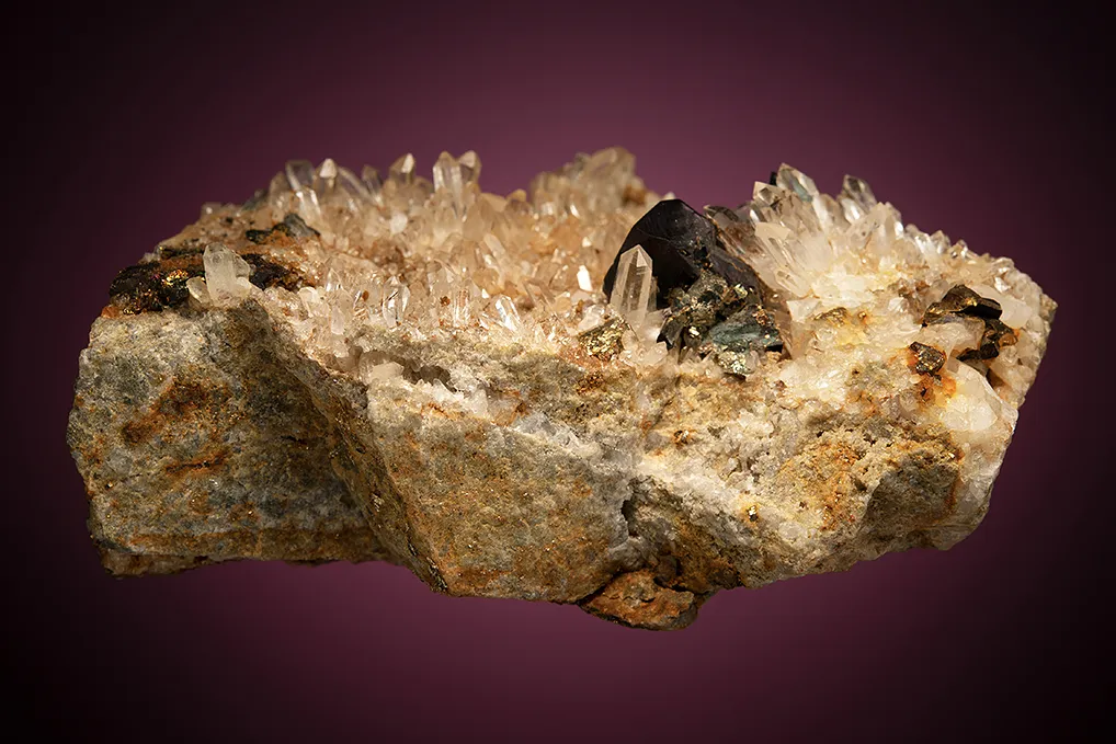Chalcopyrite on Quartz - image 4