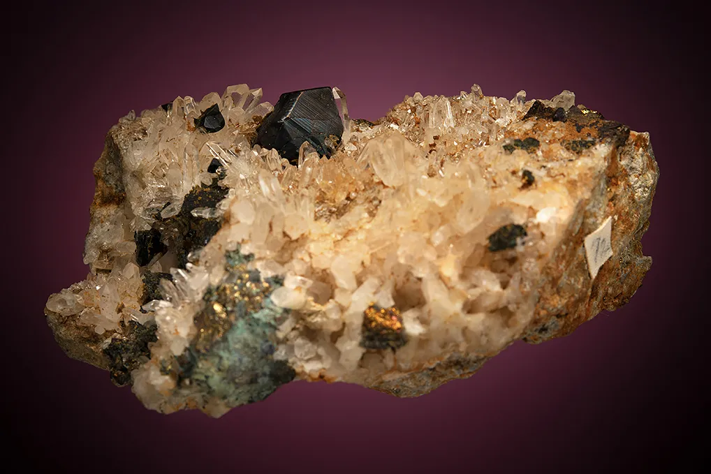 Chalcopyrite on Quartz - image 5