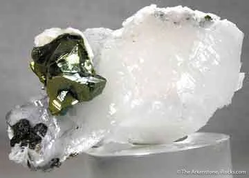 Chalcopyrite on Quartz image