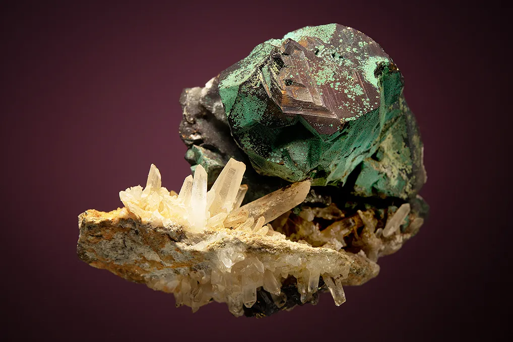 Chalcopyrite on Quartz (repaired) - image 2