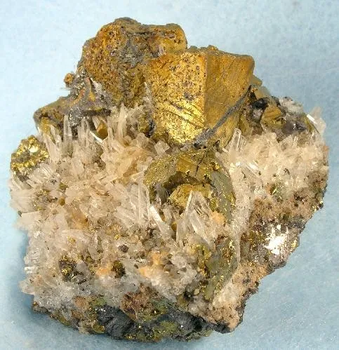Chalcopyrite, Tetrahedrite, Quartz image