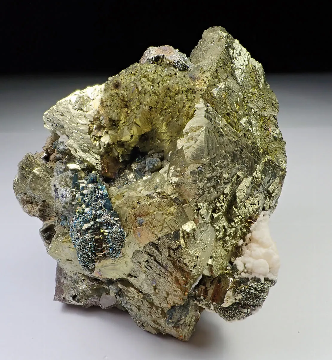 Chalcopyrite with Arsenopyrite - image 3