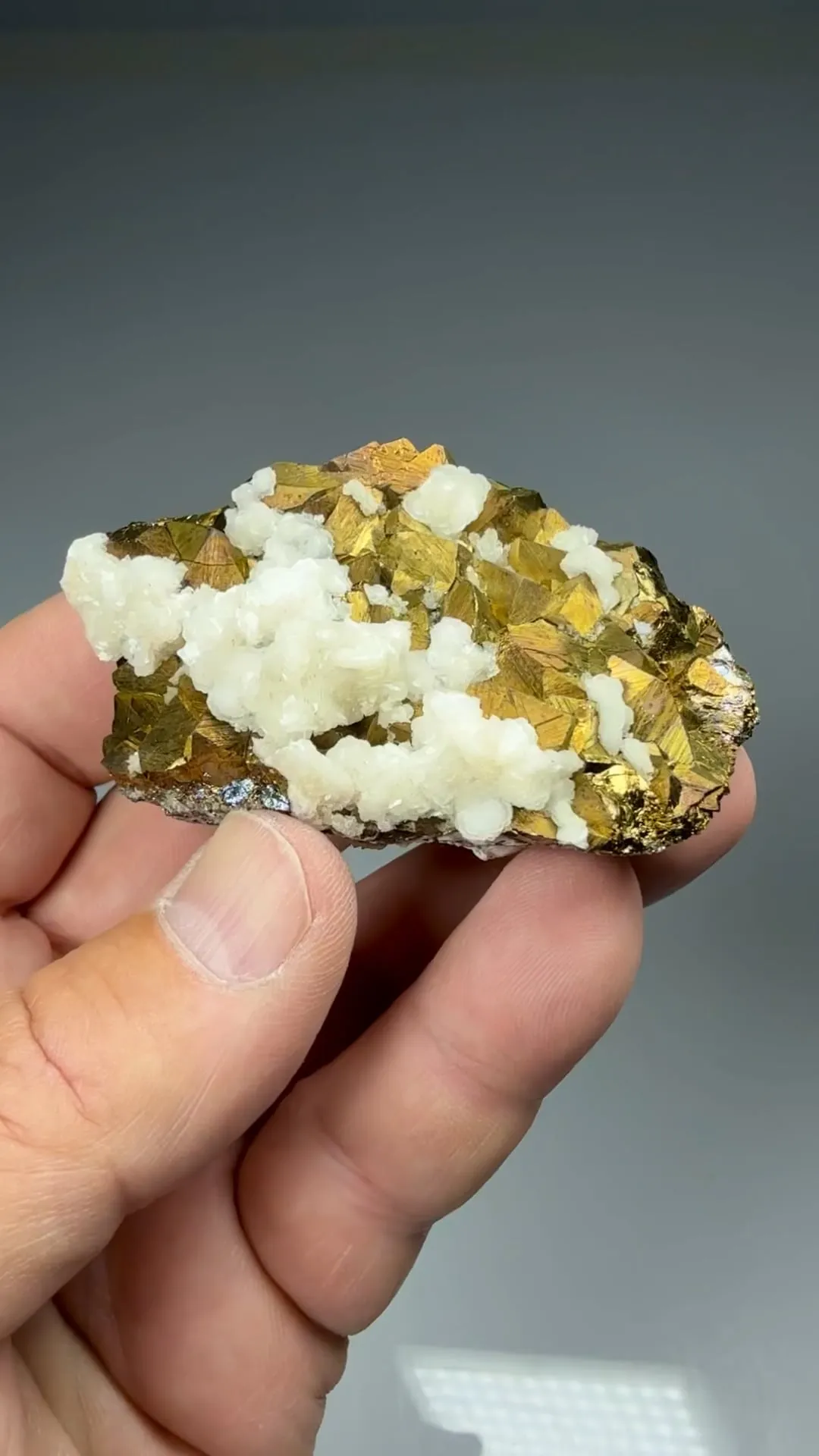 Chalcopyrite with Calcite - image 2