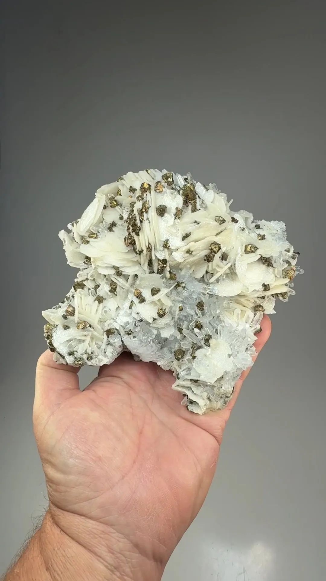 Chalcopyrite with Calcite, Quartz - image 2