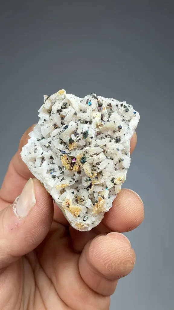 Chalcopyrite with Dolomite - image 2
