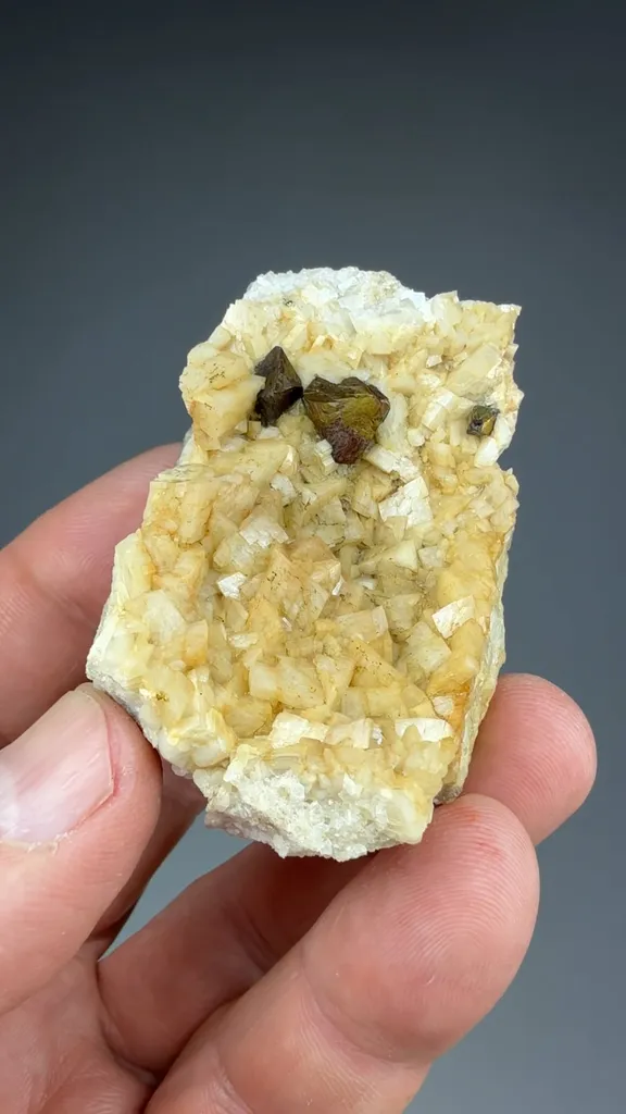 Chalcopyrite with Dolomite - image 2