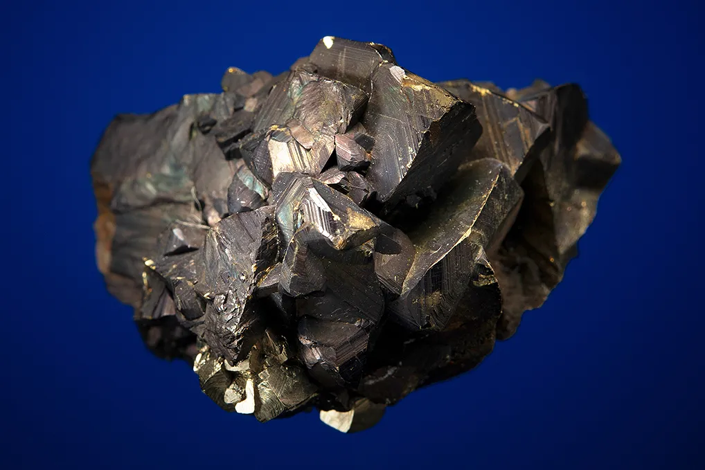 Chalcopyrite with Pyrite and Quartz - image 5