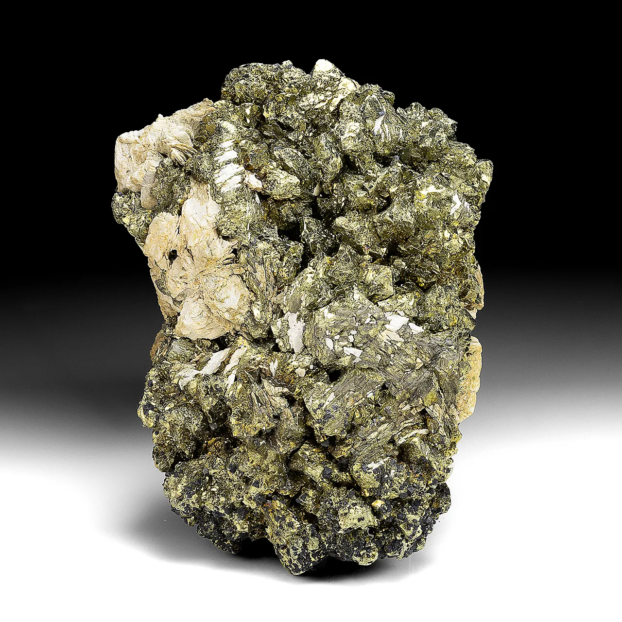 Chalcopyrite with Pyrite, Siderite - image 1