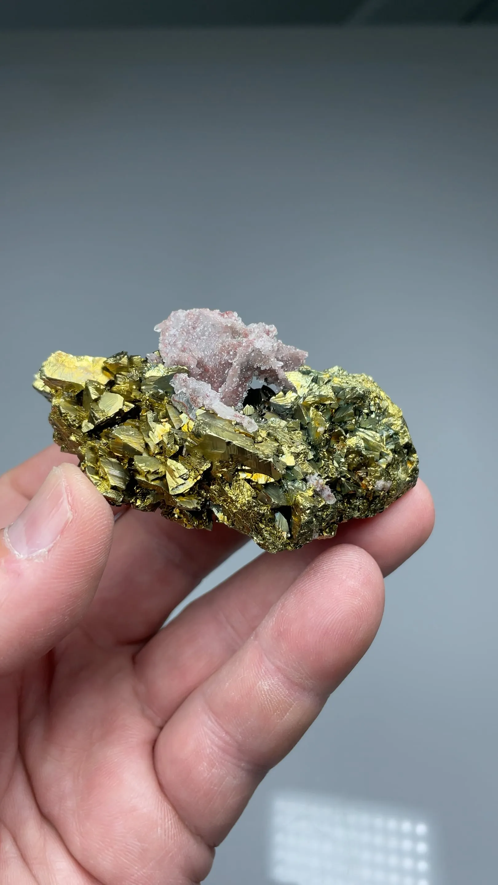 Chalcopyrite with Quartz - image 2