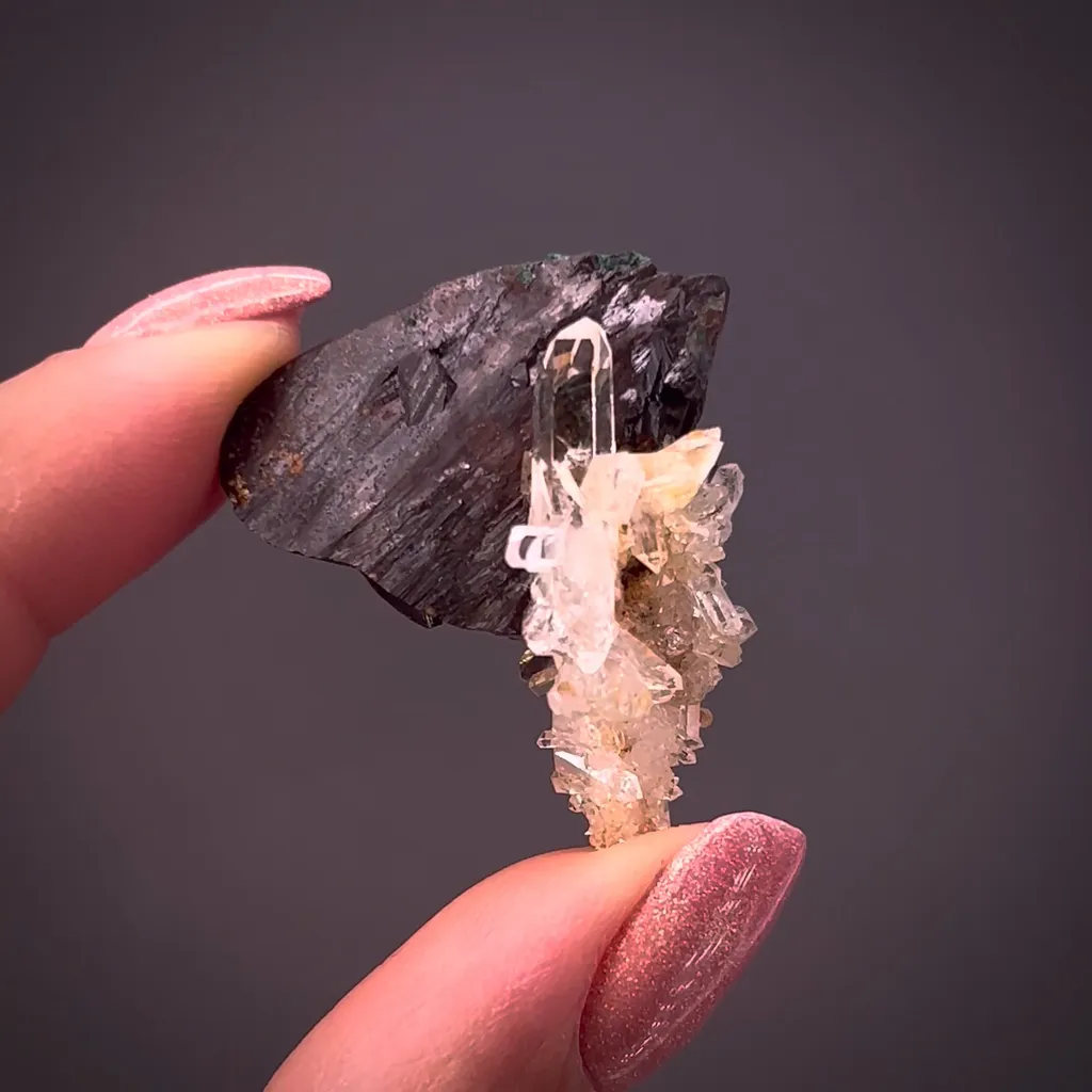 Chalcopyrite with Quartz image