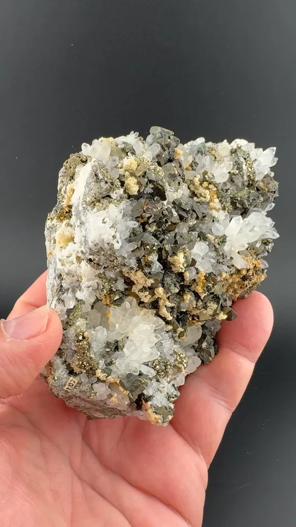 Chalcopyrite with Quartz, Pyrite after Pyrrhotite image