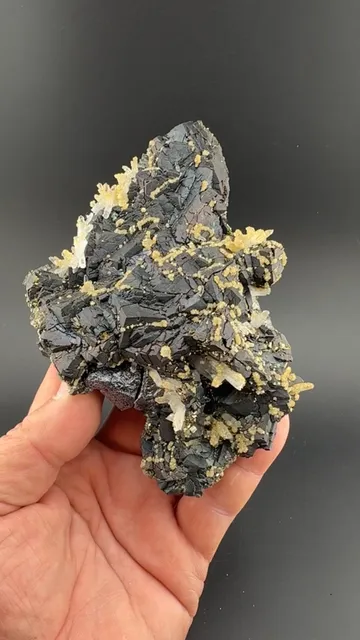 Chalcopyrite with Quartz, Siderite, Galena