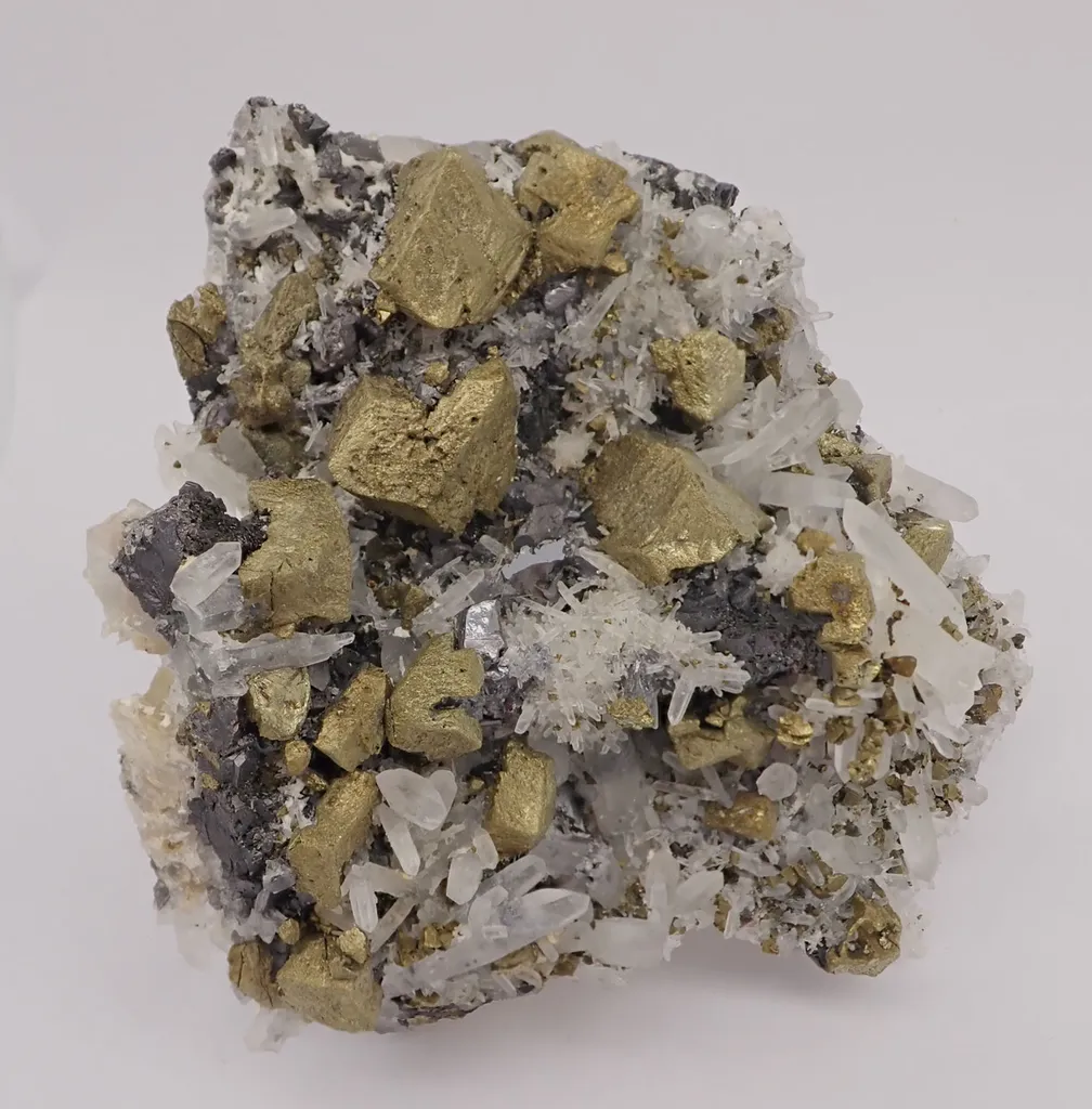 Chalcopyrite with Quartz, Sphalerite and Galena image