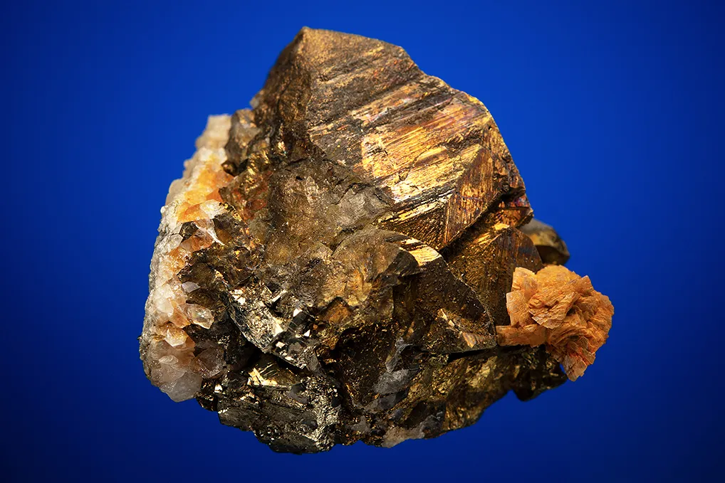 Chalcopyrite with Siderite - image 4
