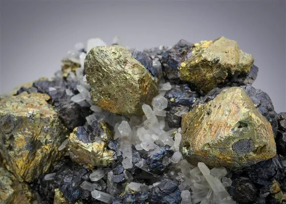Chalcopyrite with Sphalerite and Quartz - image 1
