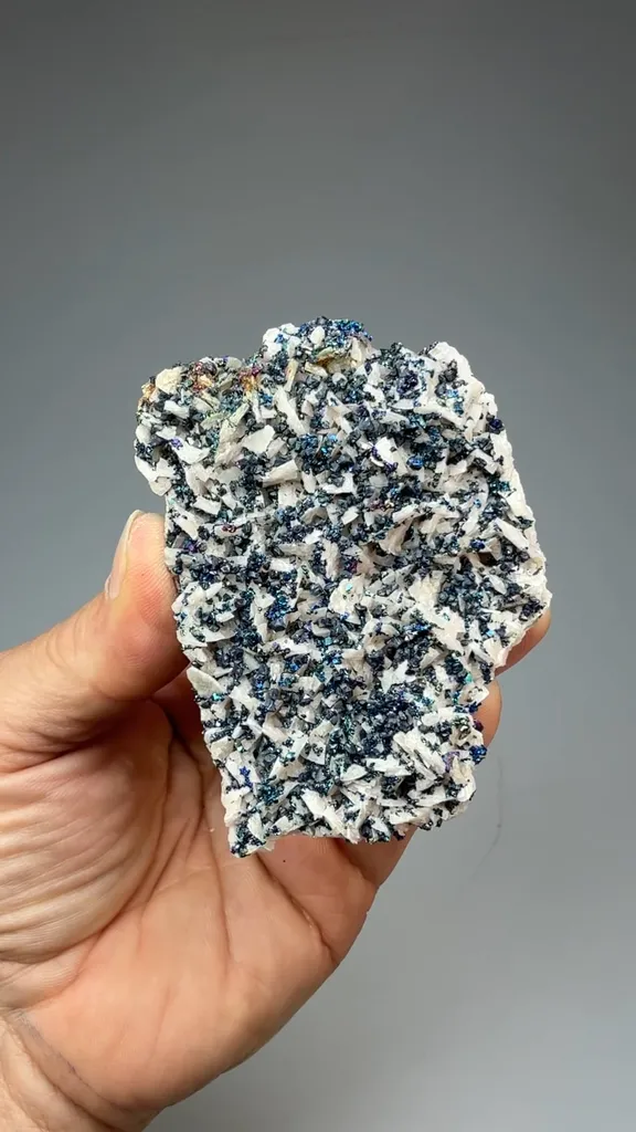 Chalcopyrite with Sphalerite, Dolomite image