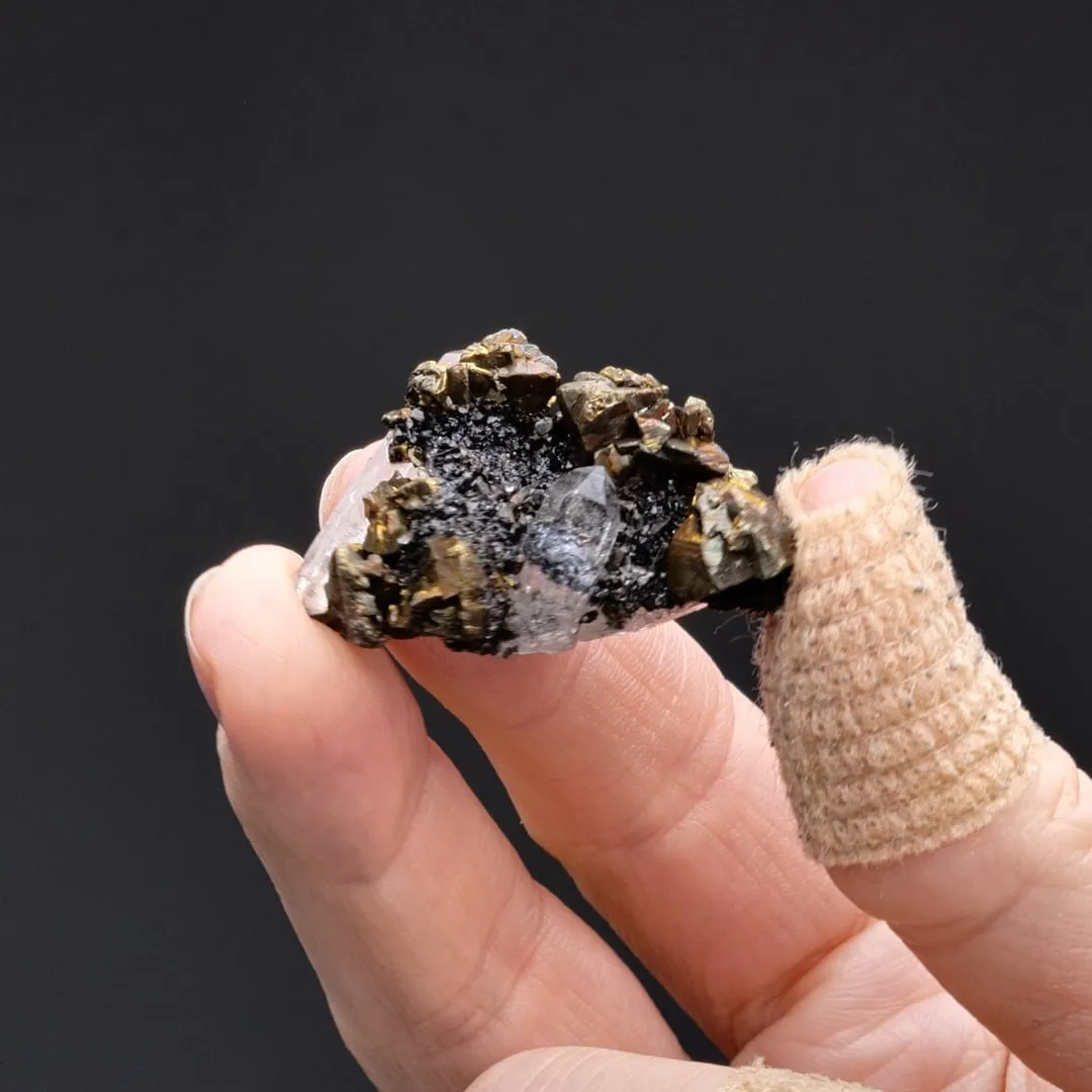 Chalcopyrite with Sphalerite on Quartz - image 2