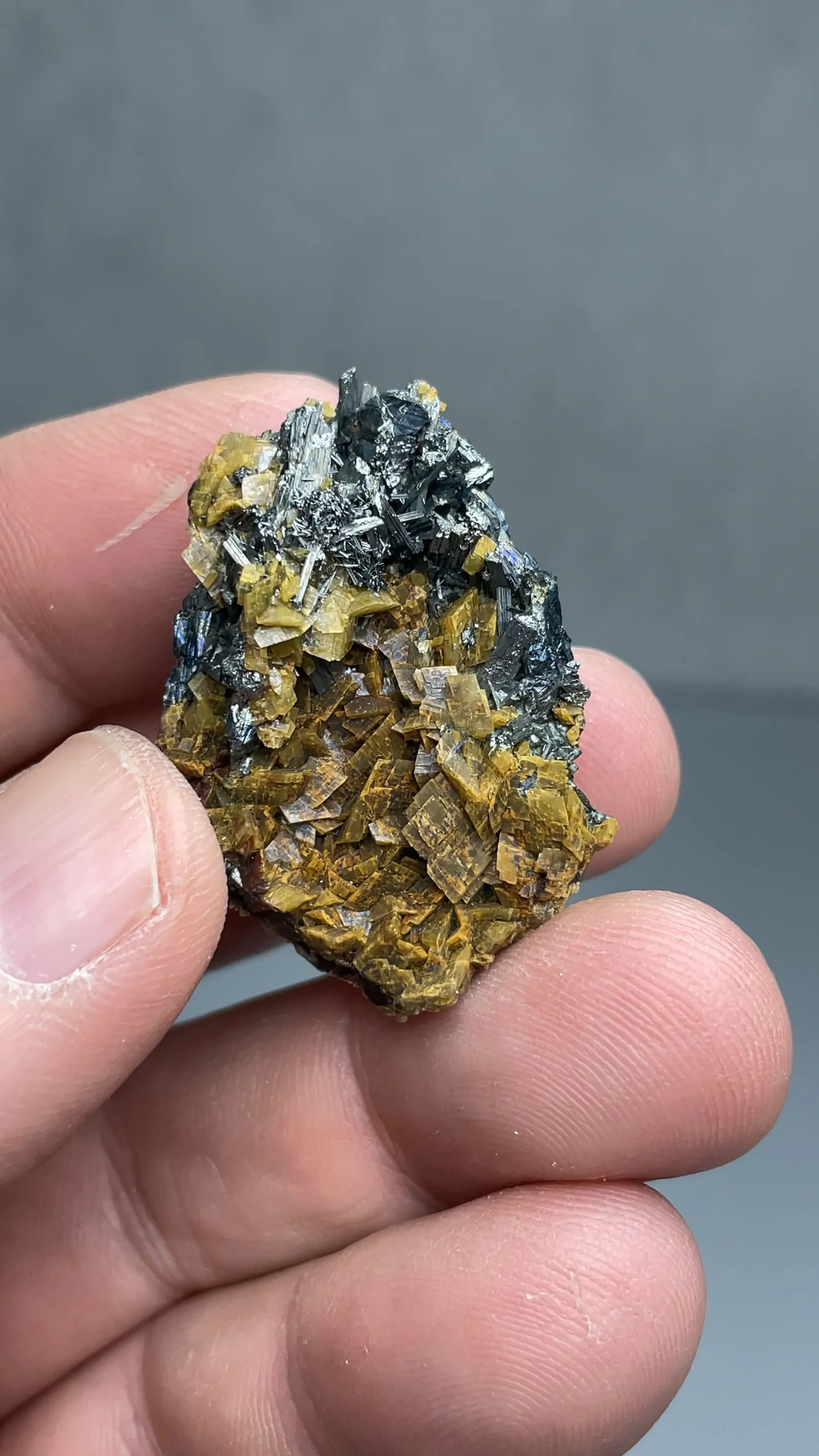 Chalcostibite with Zinkenite, Siderite - image 2