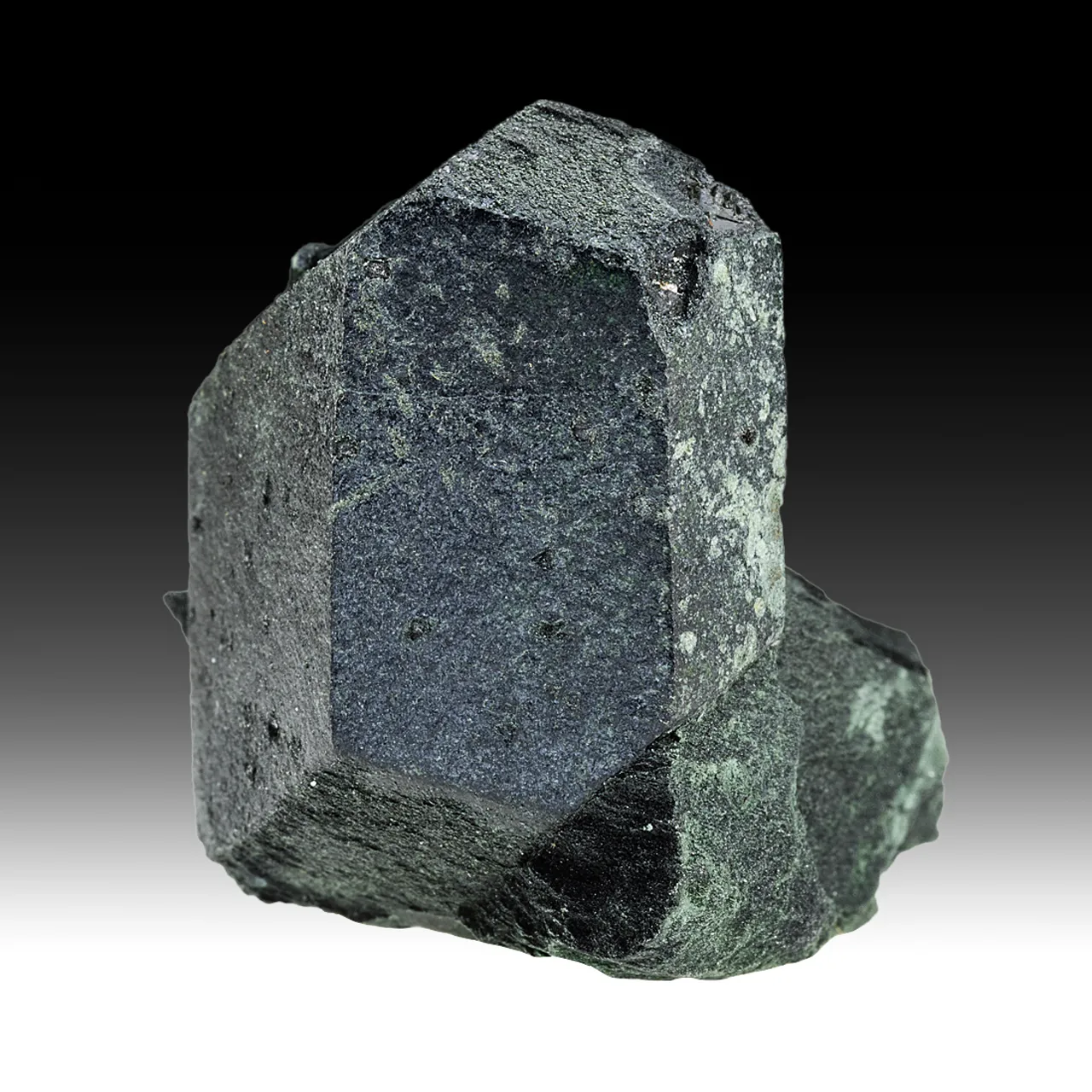 Chamosite after Almandine - image 1