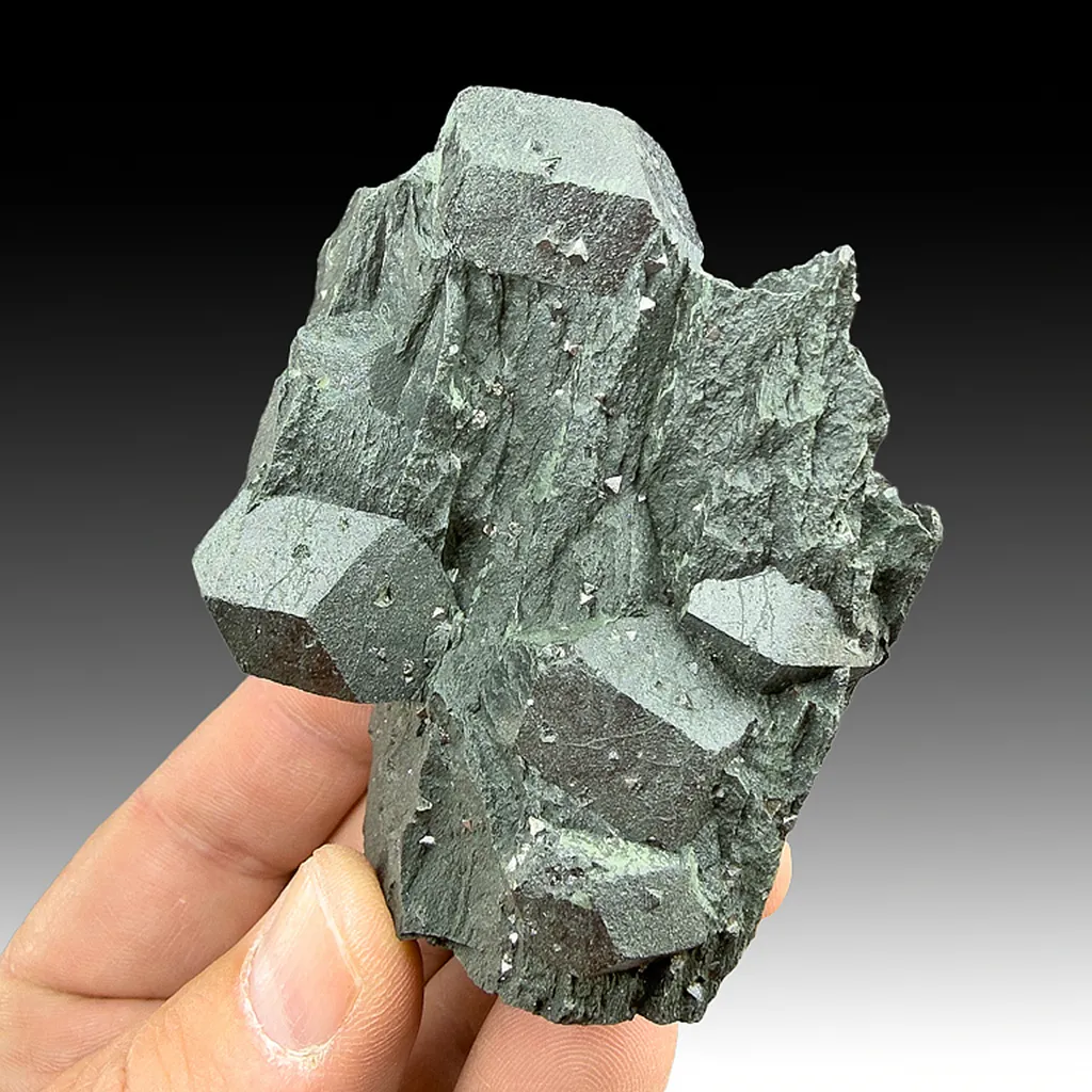 Chamosite after Almandine image