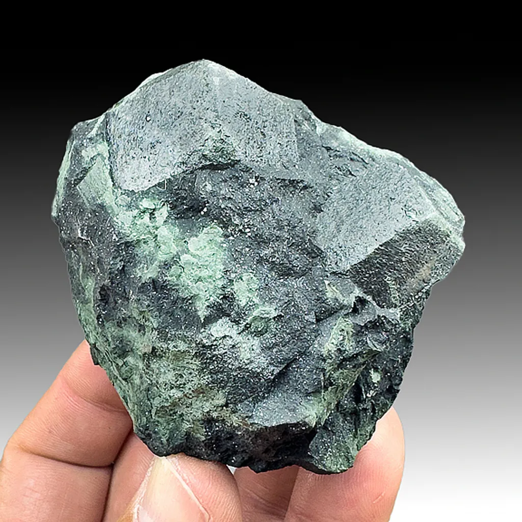 Chamosite after Almandine image