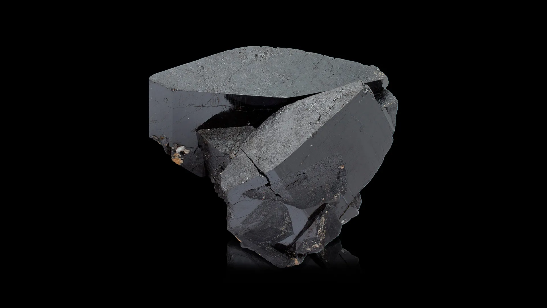 Chevkinite - image 1