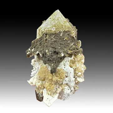 Childrenite from Minas Gerais, Brazil