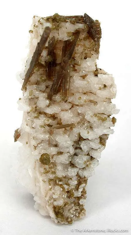 Childrenite on Albite image