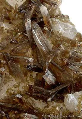 Childrenite on Quartz - image 2