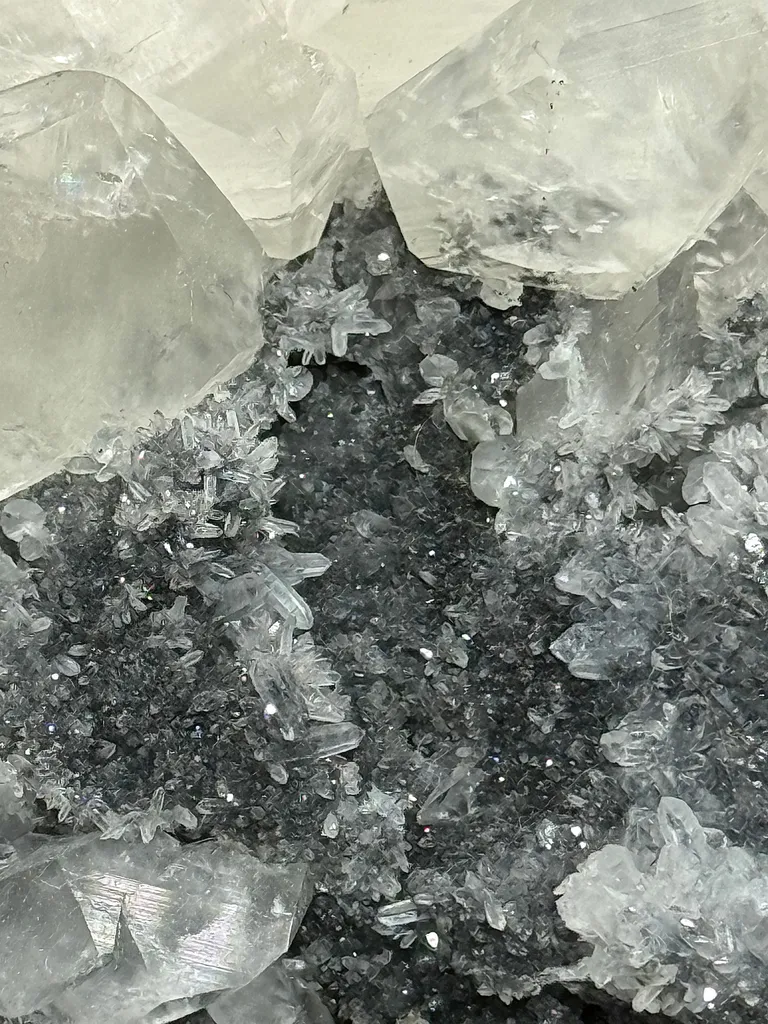 Chinese Fujian Calcite - image 4
