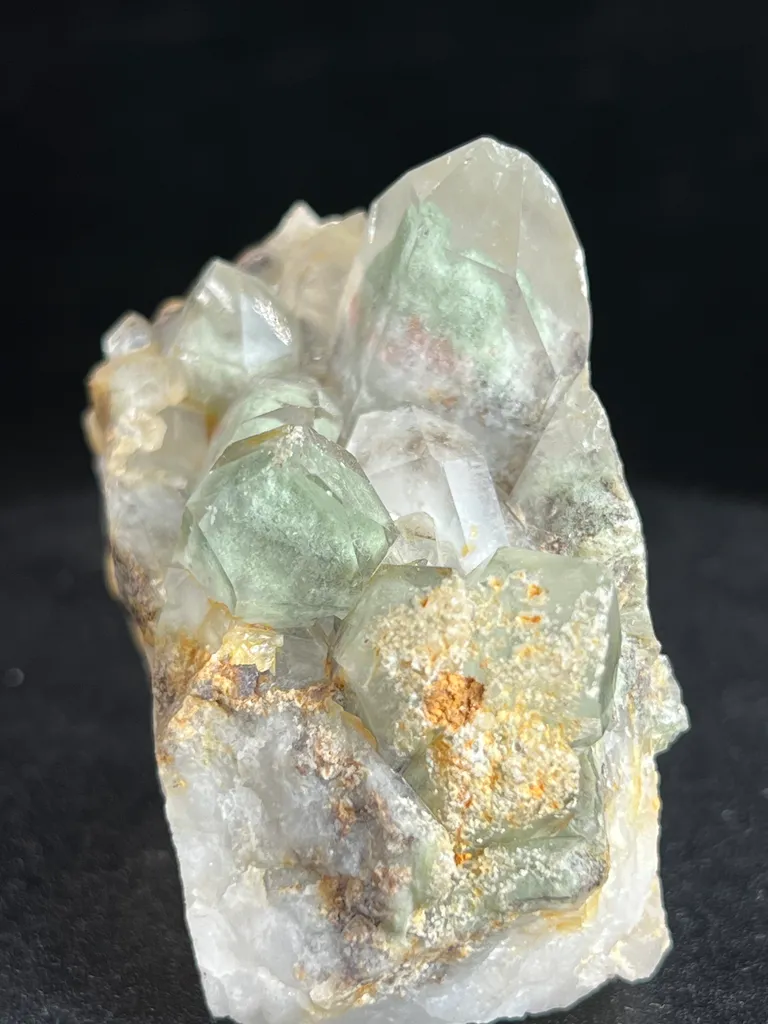 Chlorine Quartz specimen - image 6