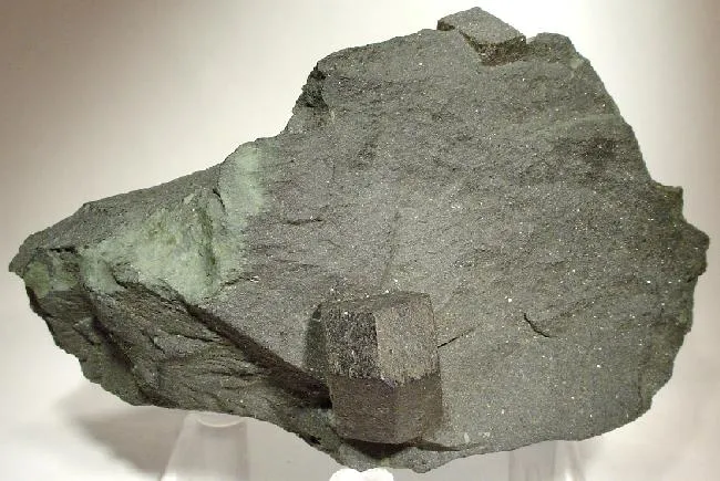 Chlorite Group, Garnet Group image