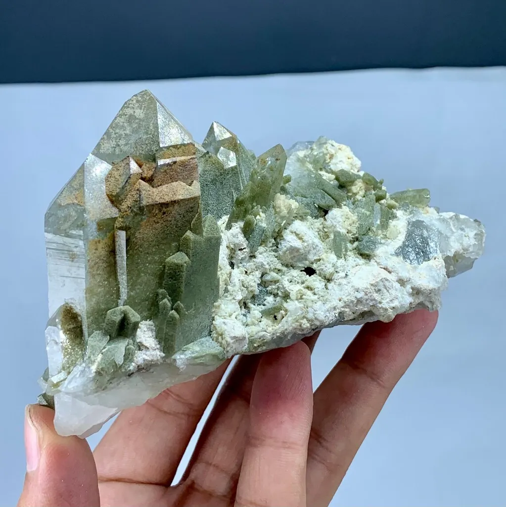 Chlorite Quartz from Pakistan - image 3