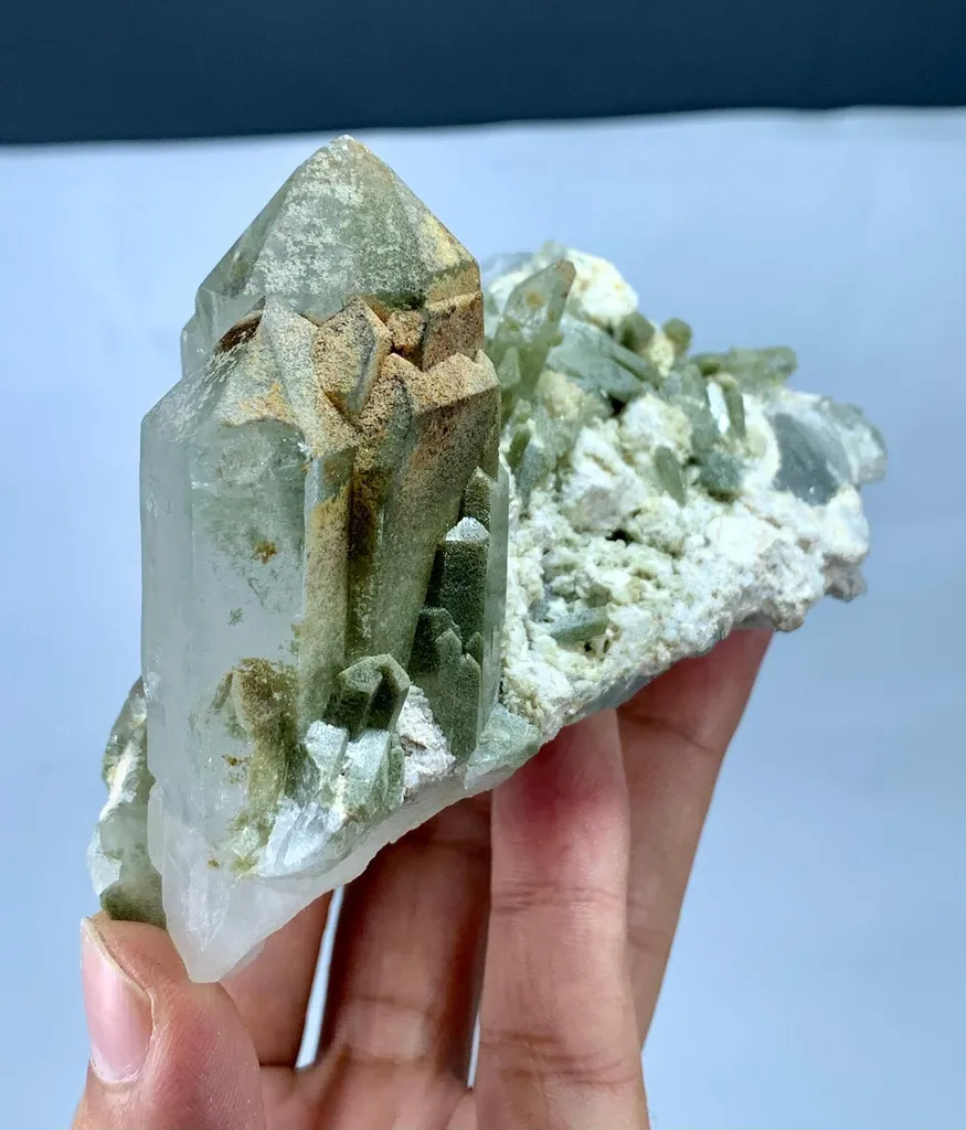 Chlorite Quartz from Pakistan - image 4