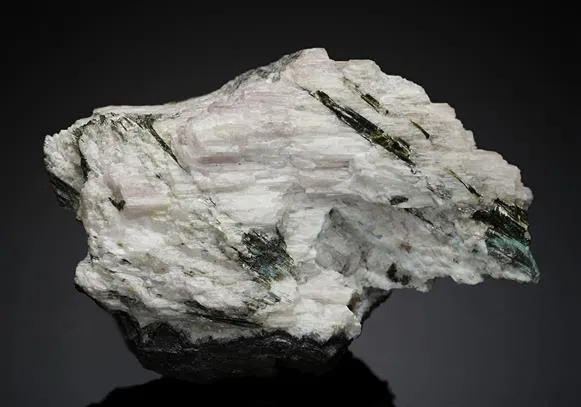 CHLOROXIPHITE in MENDIPITE with Diaboleite and Malachite image