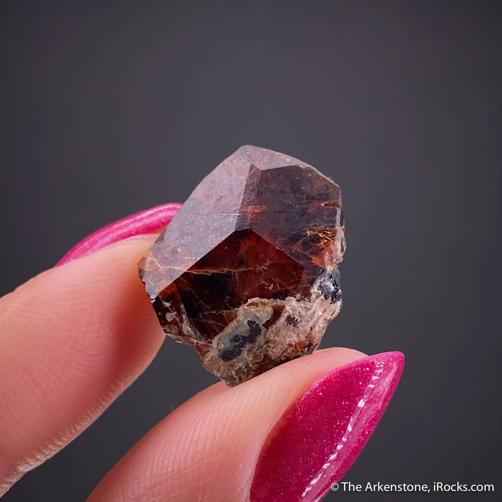 Chondrodite - image 2