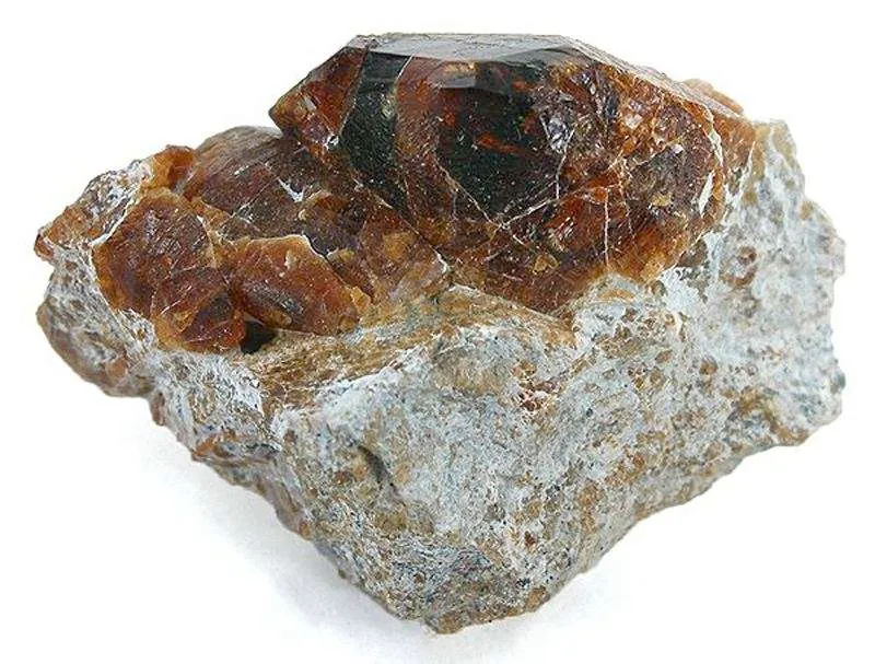 Chondrodite image