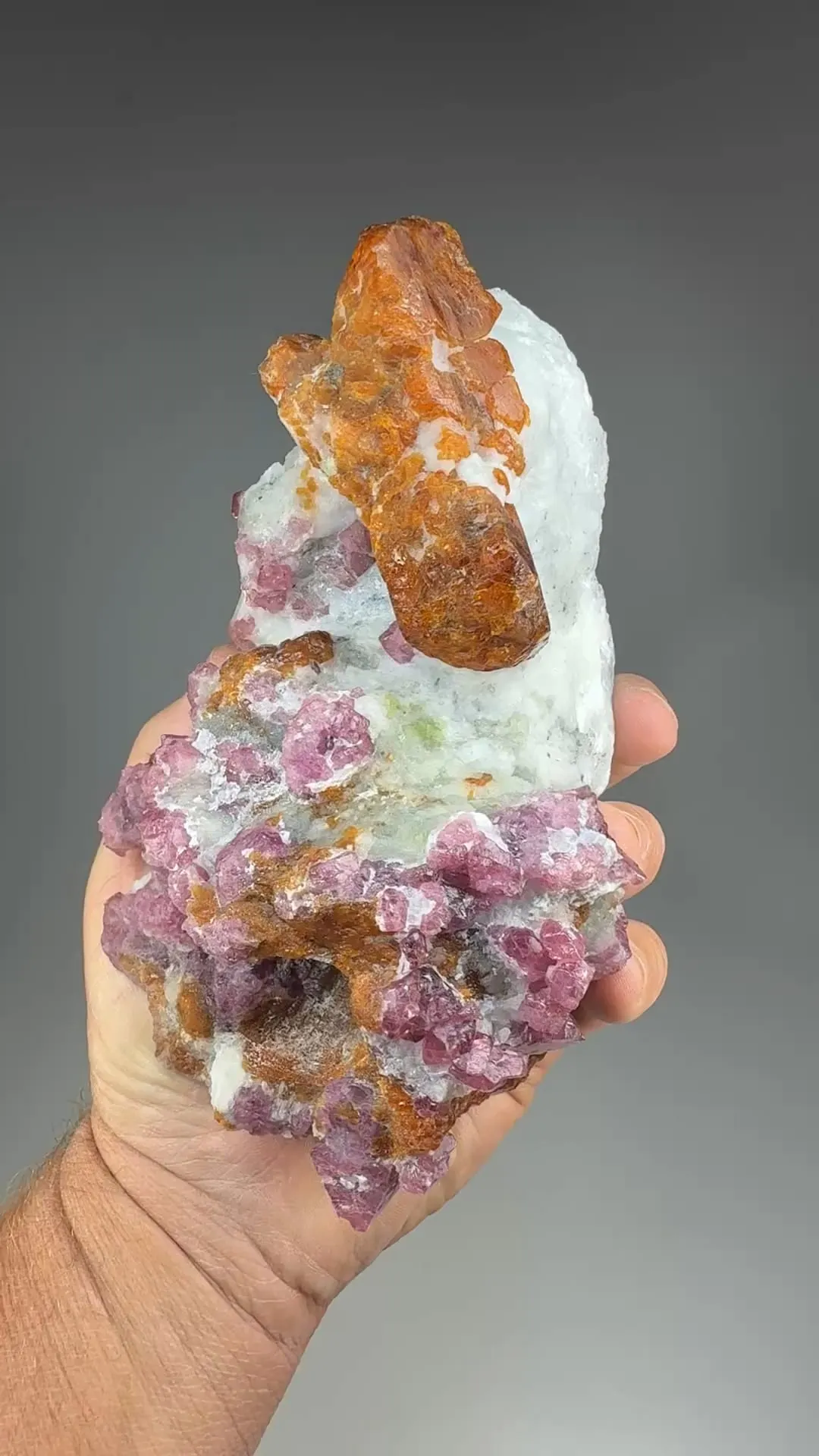 Chondrodite with Spinel - image 2