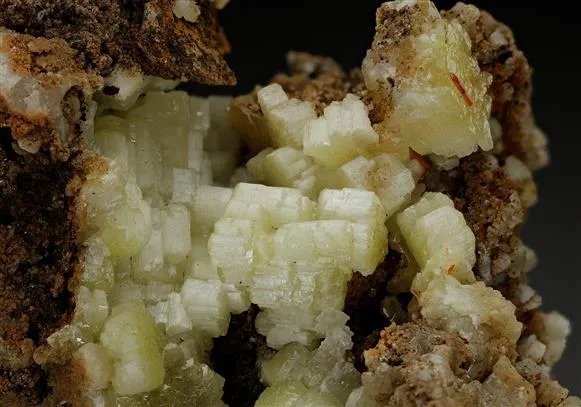 CHROME Cerussite image