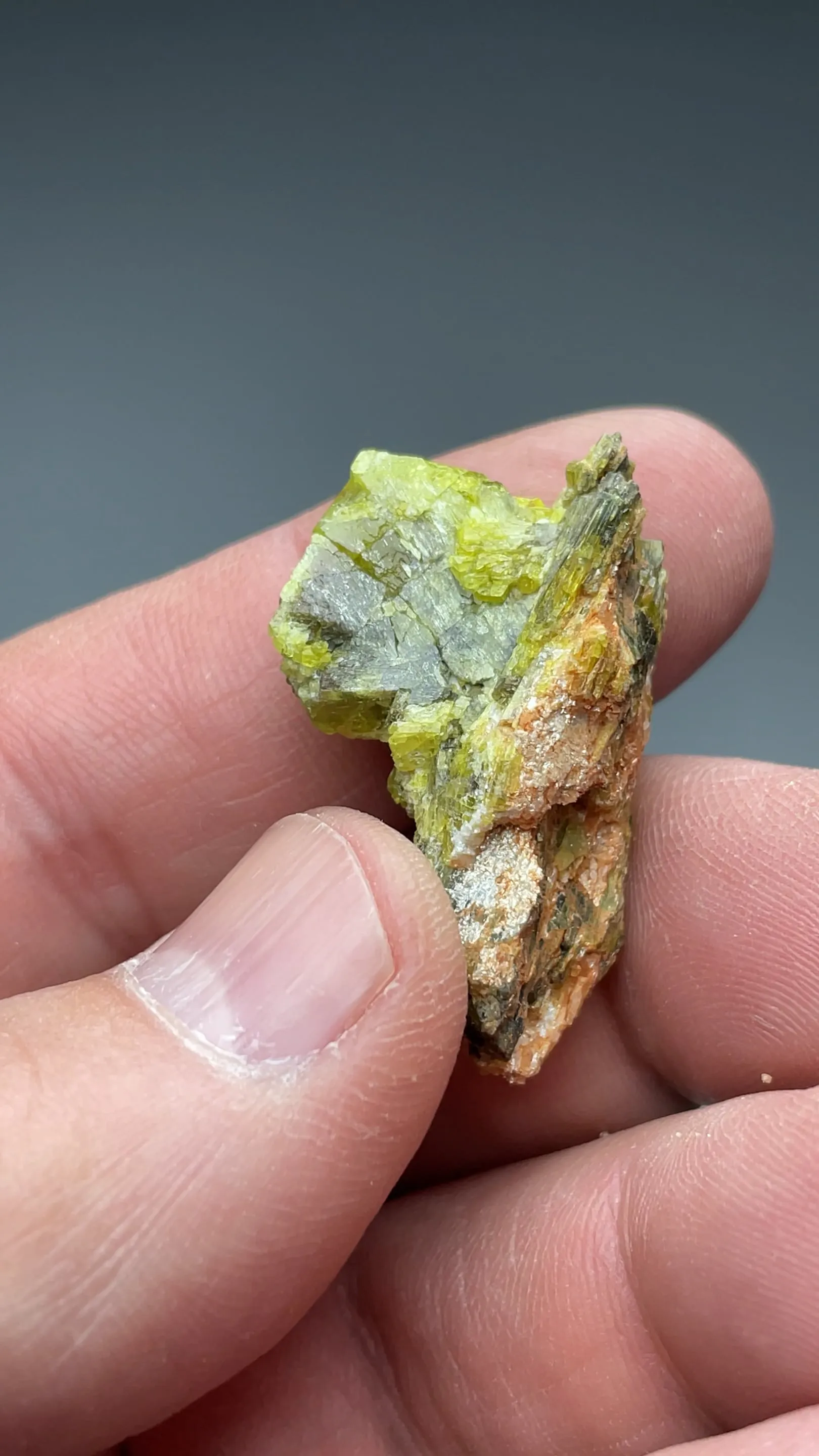 Chrysoberyl - image 2