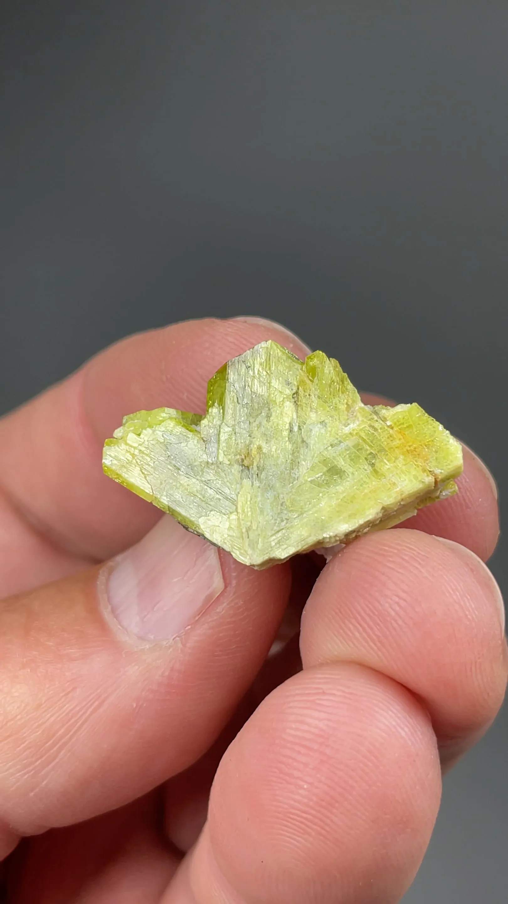Chrysoberyl - image 2