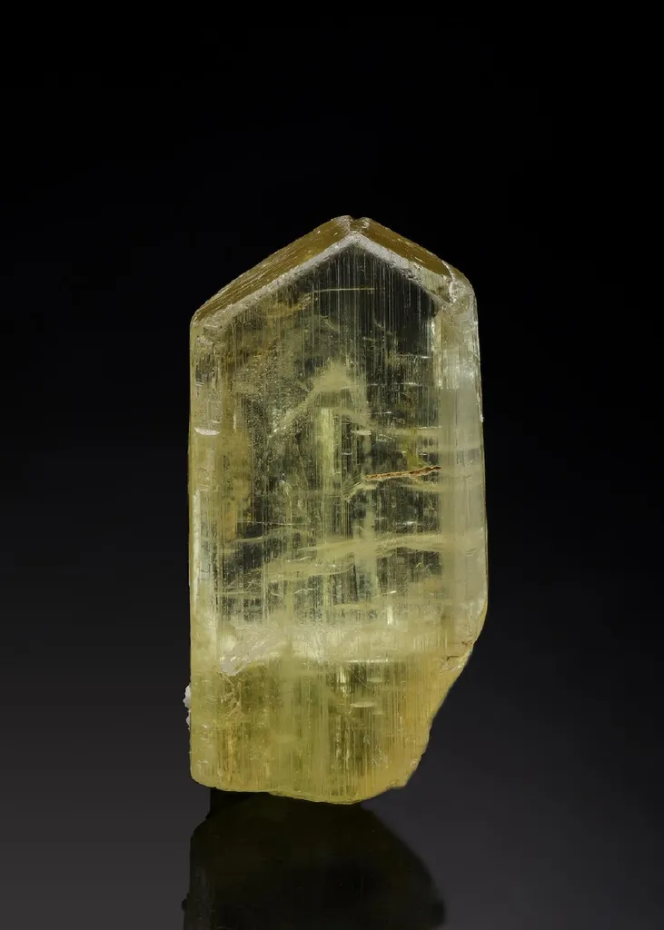 Chrysoberyl image