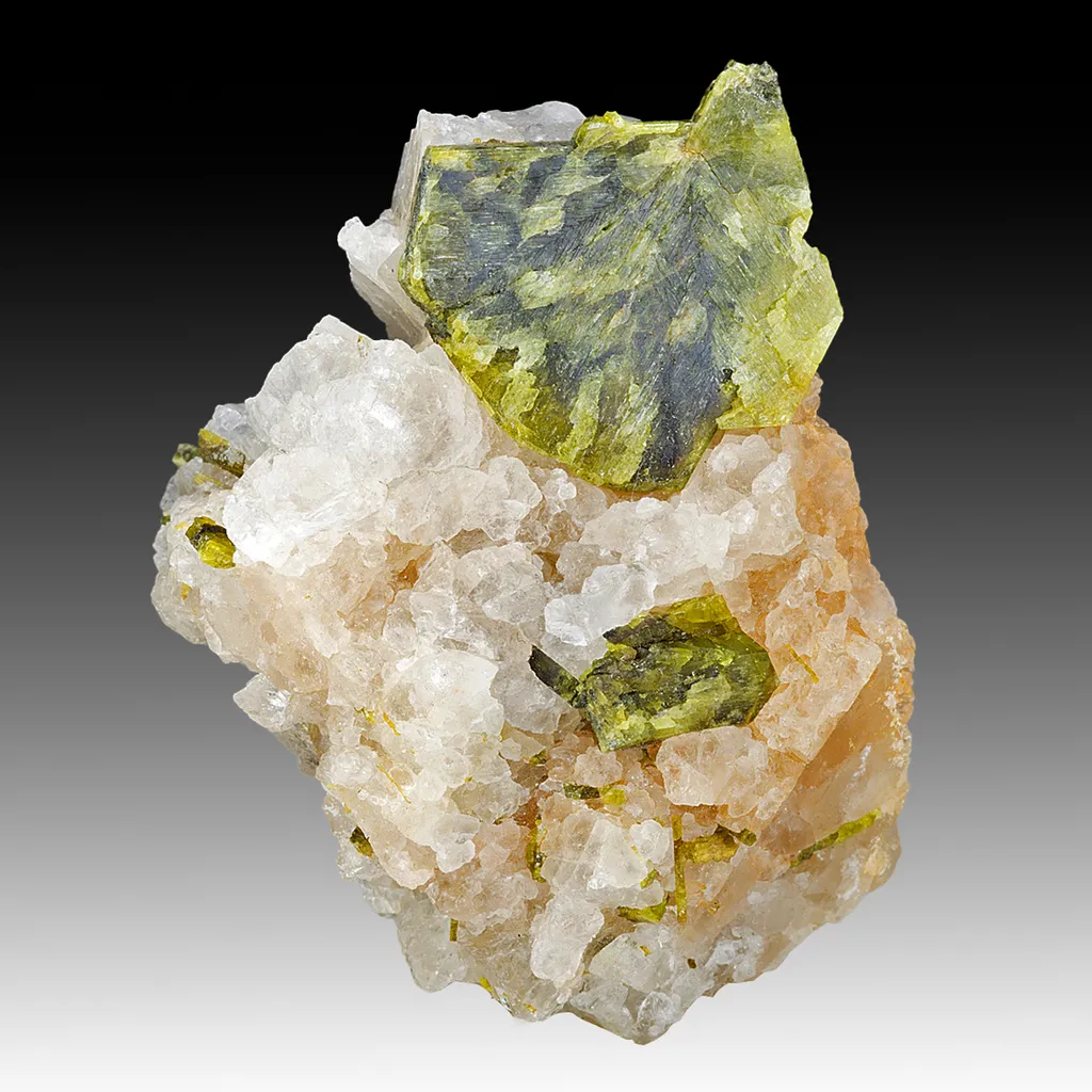 Chrysoberyl image