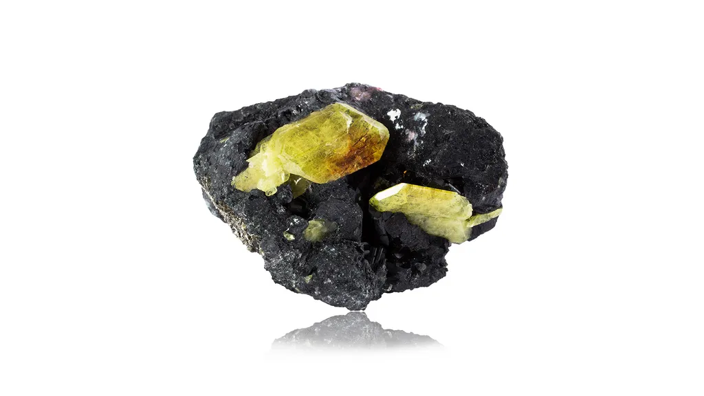 Chrysoberyl image