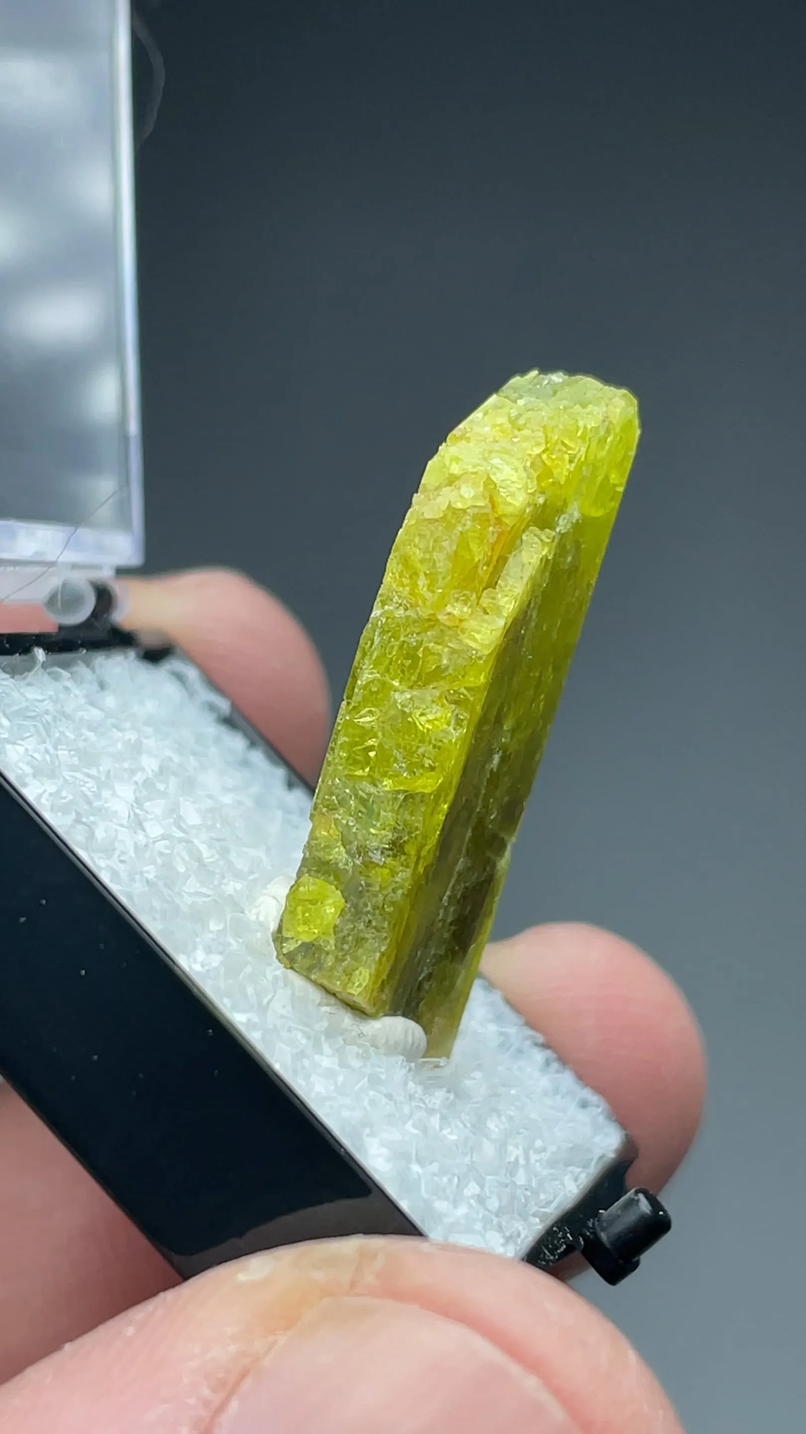 Chrysoberyl - image 2